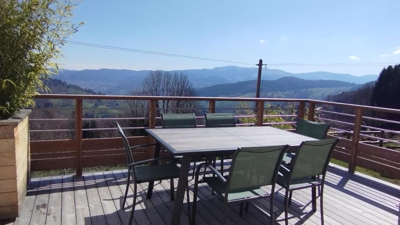 Aux Balcons De La Vallee Soultzeren Exterior foto